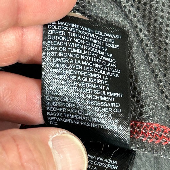 The North Face Men's XL Game Shorts Grey Red Nylon - Picture 9 of 12